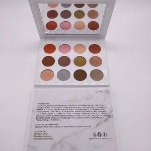 Eyeshadow palette